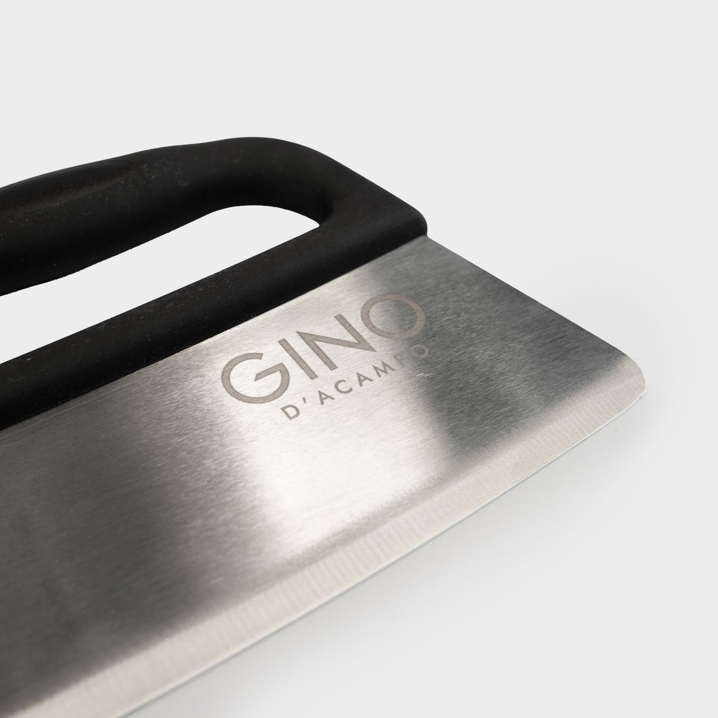 Rocker Style Pizza Cutter