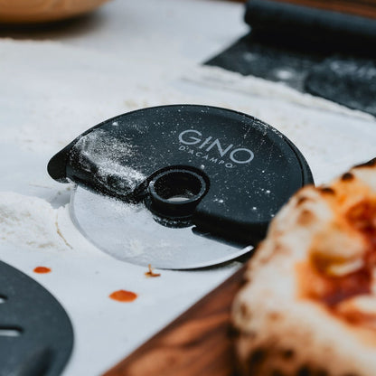 Disc Style Pizza Cutter